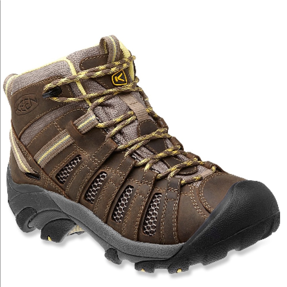 New in Box!! Keen Voyager Hiking Boots